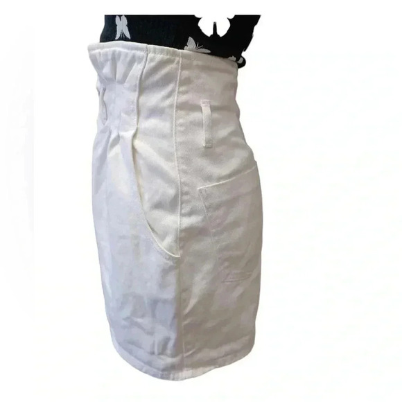Zara White Button Fly High  Rise Walking Shorts Size Small - Picture 4 of 9
